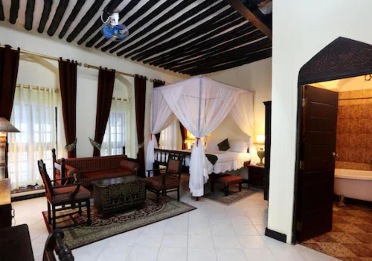 Africa House Zanzibar Bed & Breakfast Exterior photo